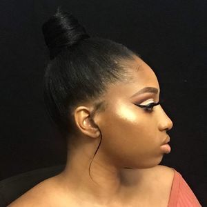 Meet your Posher, Latifah